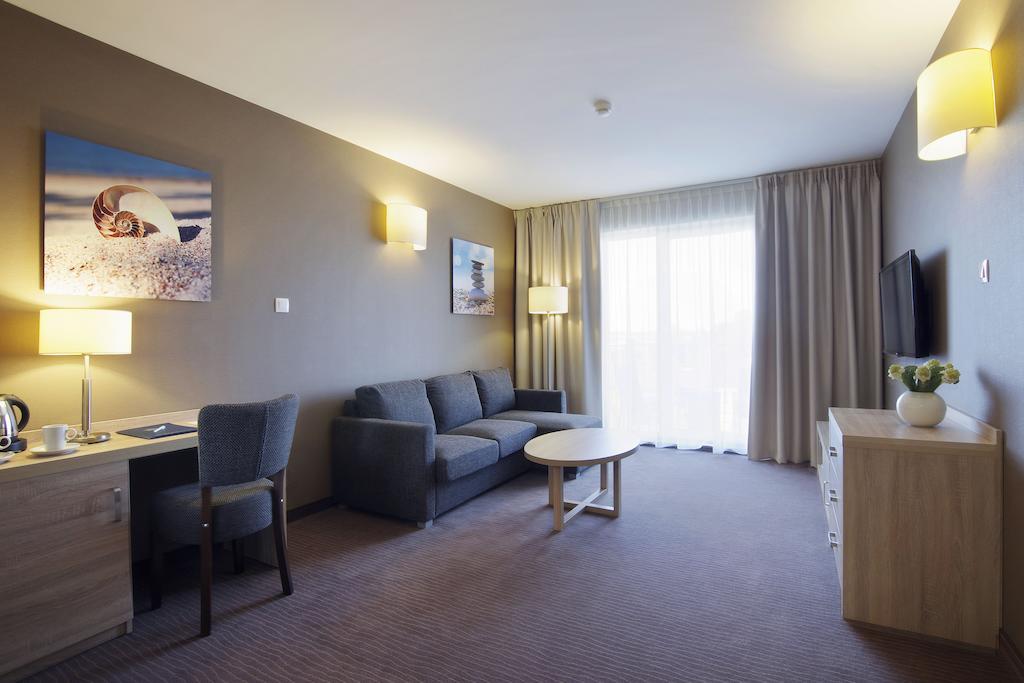 Tristan Hotel & SPA Katy Rybackie Ruang foto