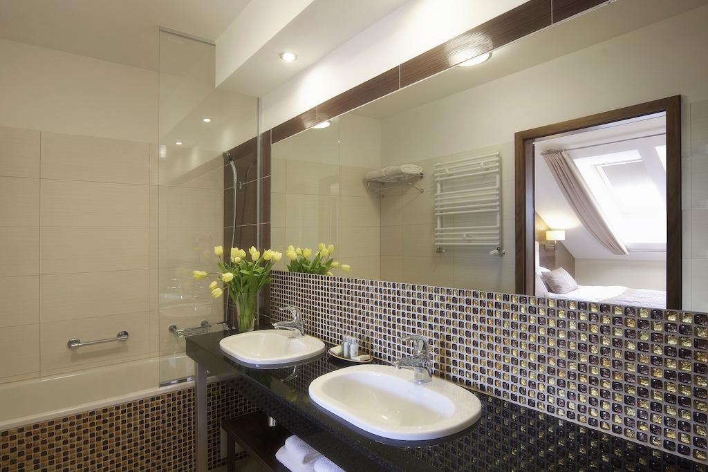 Tristan Hotel & SPA Katy Rybackie Ruang foto